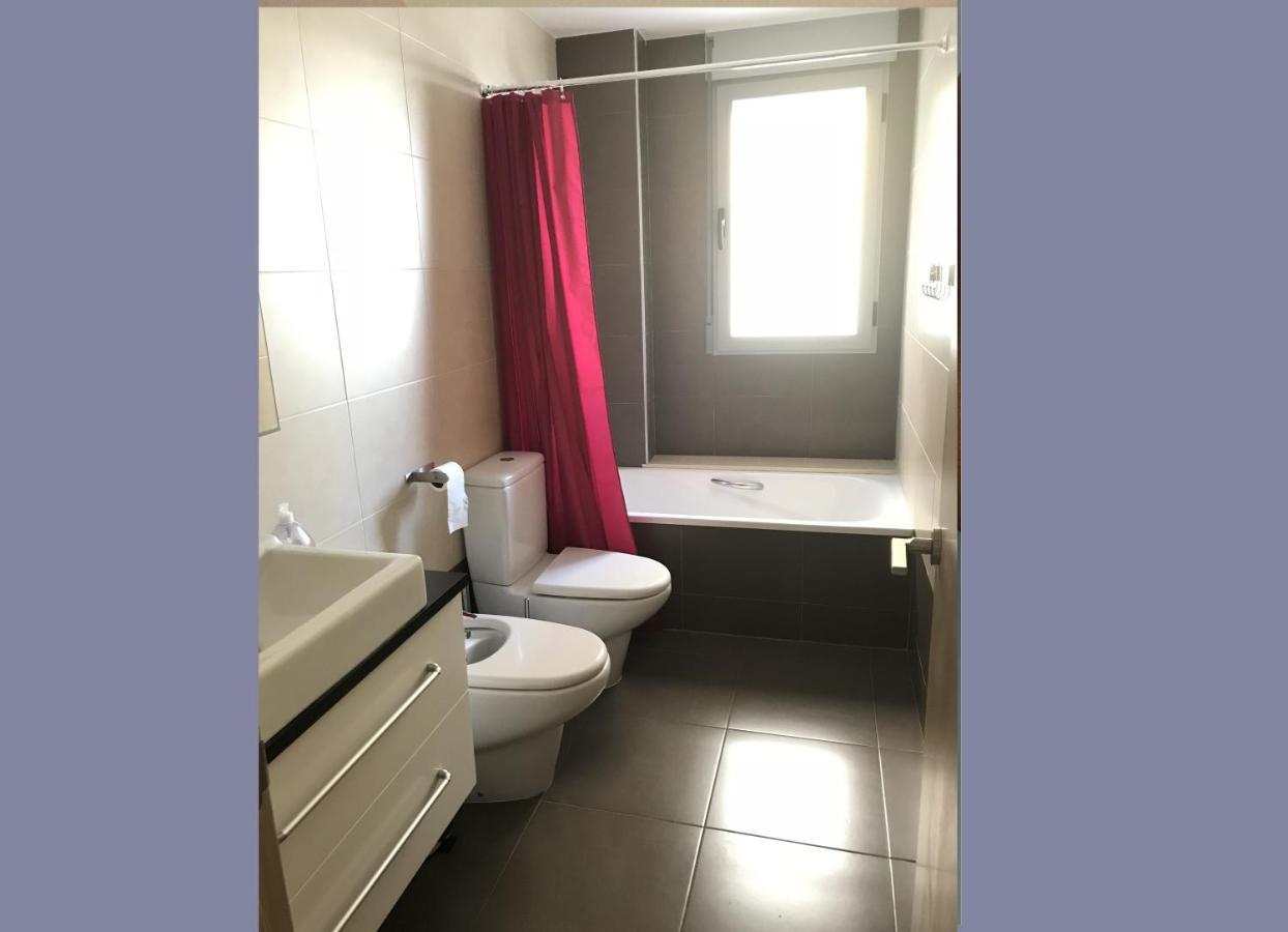 Stunning 2-Bed Apartment In 페고 외부 사진
